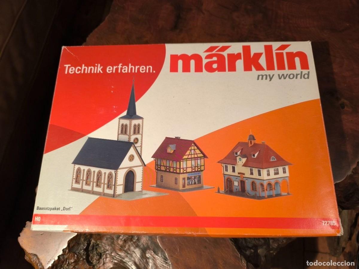 Trenes Escala: M&auml;rklin 72785 My World - Set de construcci&oacute;n de una iglesia y dos casas H0 NUEVO SIN MONTAR