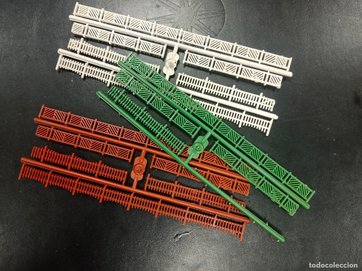 Trenes escala: TREN MARKLIN H0 A&Ntilde;OS 70 - VALLAS - ROJO , VERDE , BLANCO