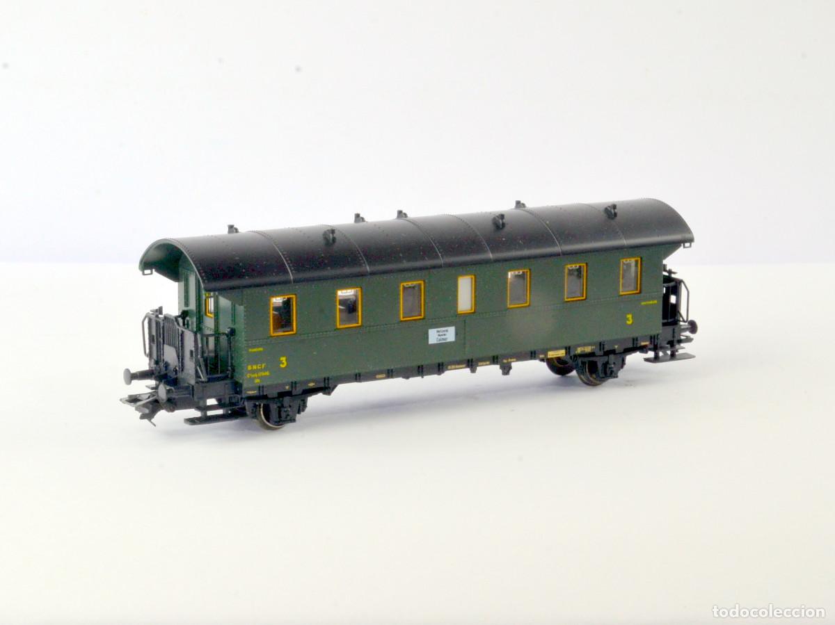 Trenes escala: M&auml;rklin Escala H0 4105 Vag&oacute;n de Pasajeros 3&ordf; Clase SNCF con Caja