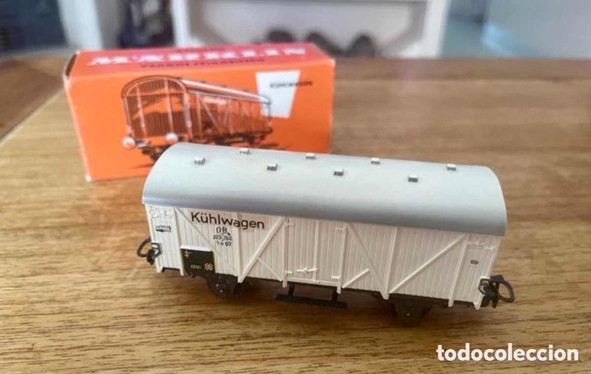 Trenes escala: M&auml;rklin 4508 Vag&oacute;n frigor&iacute;fico DB con caja