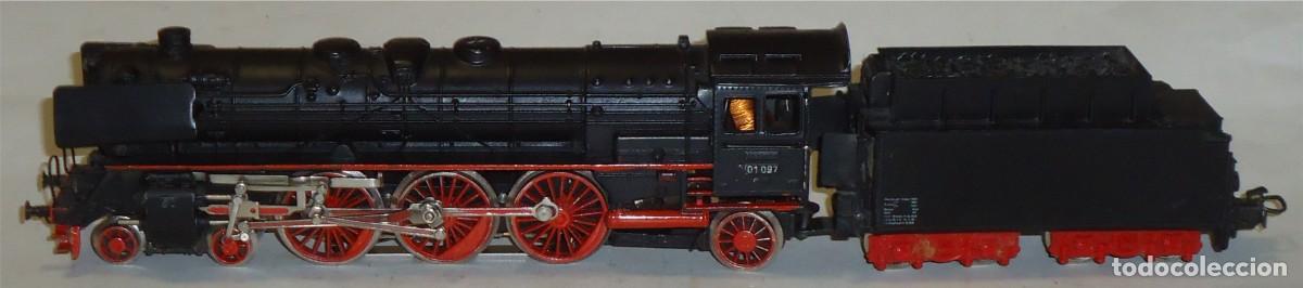 Trenes escala: M&Auml;RKLIN H0, LOCOMOTORA DE VAPOR ANAL&Oacute;GICA MUY ANTIGUA SERIE BR01 097, REF. 3048