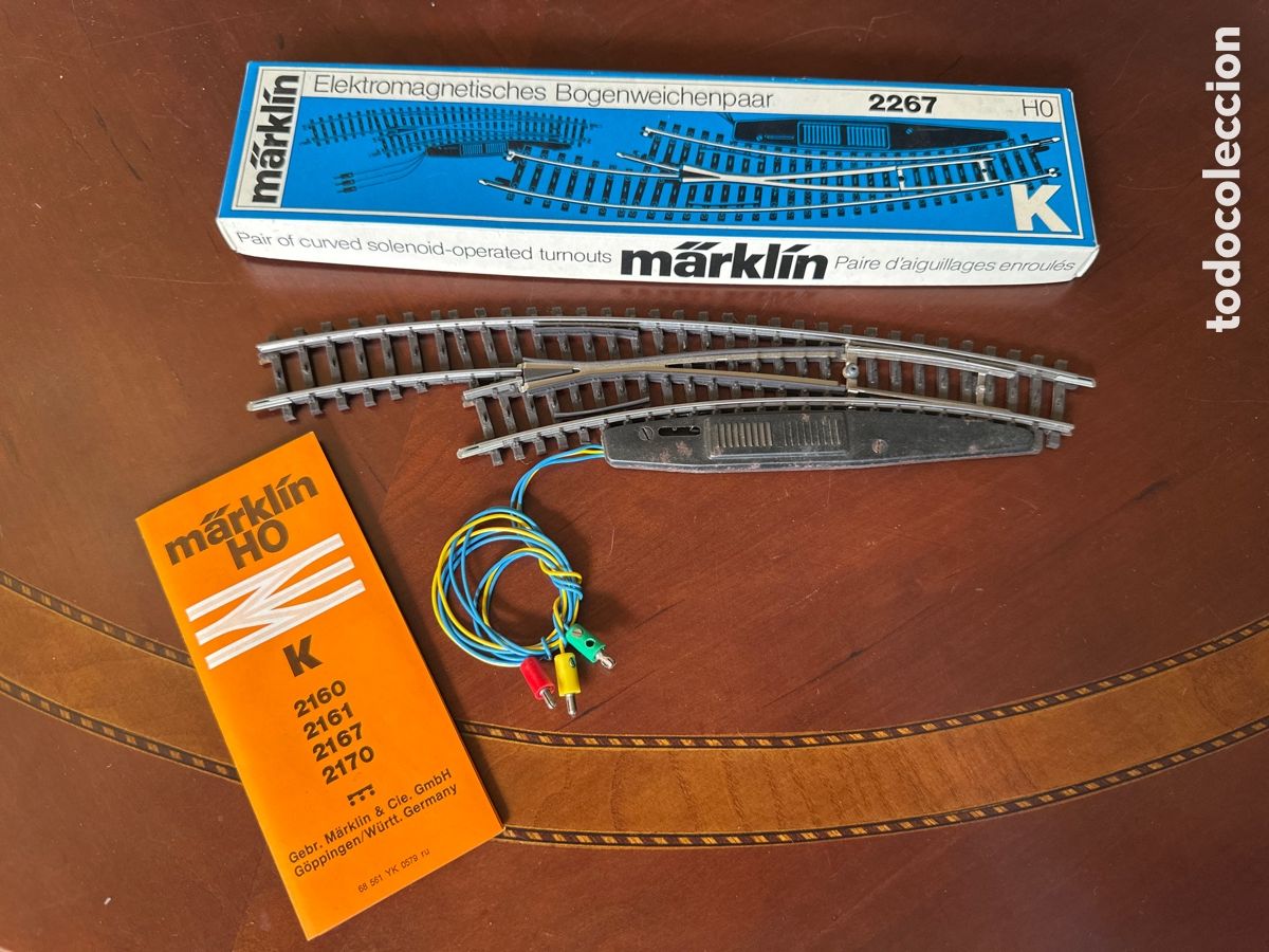Trenes escala: Desv&iacute;o en Curva Electromagn&eacute;tico Ref. 2267 en Escala *H0* de M&Auml;RKLIN