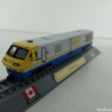 Trenes Escala: LOCOMOTORA CANADIENSE VIA RAIL LRC. Lote 208806870