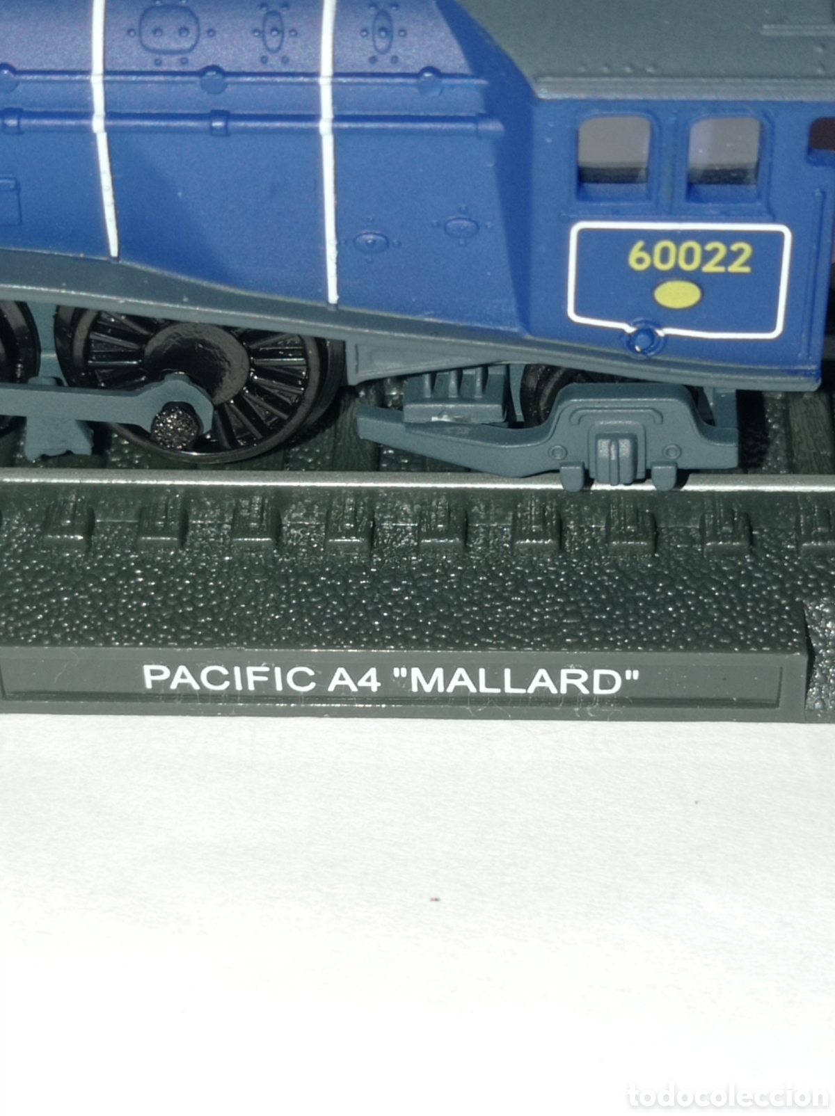 Trenes escala: Locomotora est&aacute;tica PACIFIC A4 MALLARD - Foto 2