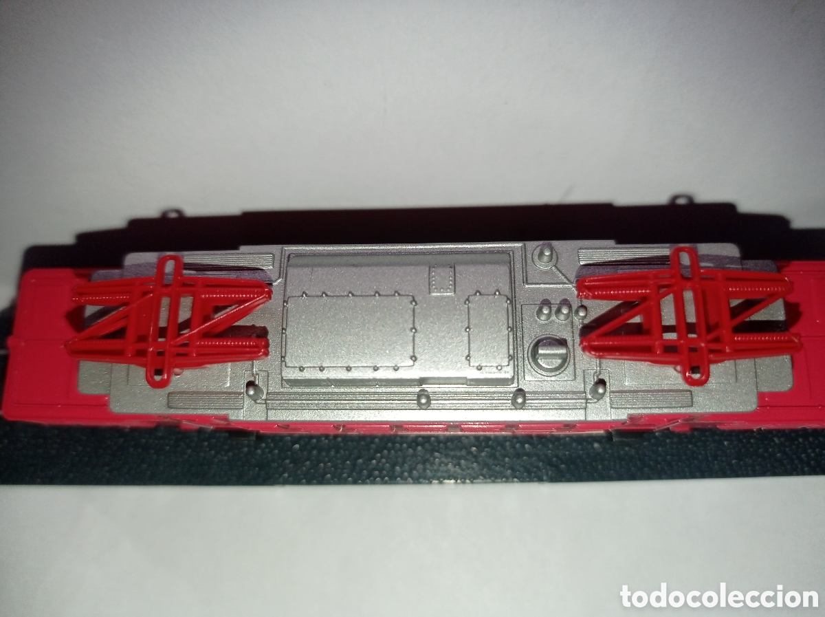 Trenes escala: Locomotora est&aacute;tica 1020 &Ouml;BB Co-Co - Foto 5