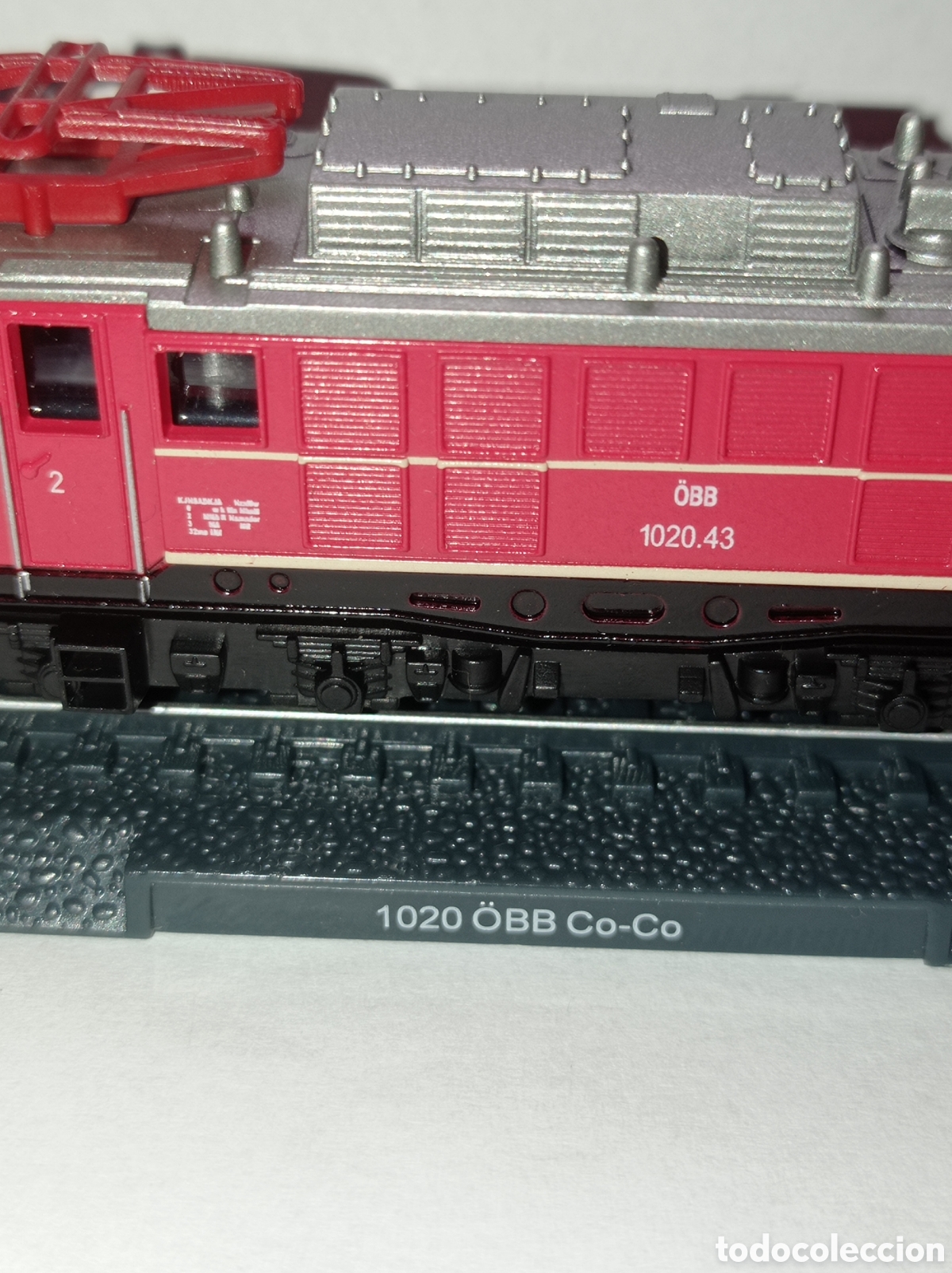 Trenes escala: Locomotora est&aacute;tica 1020 &Ouml;BB Co-Co - Foto 6