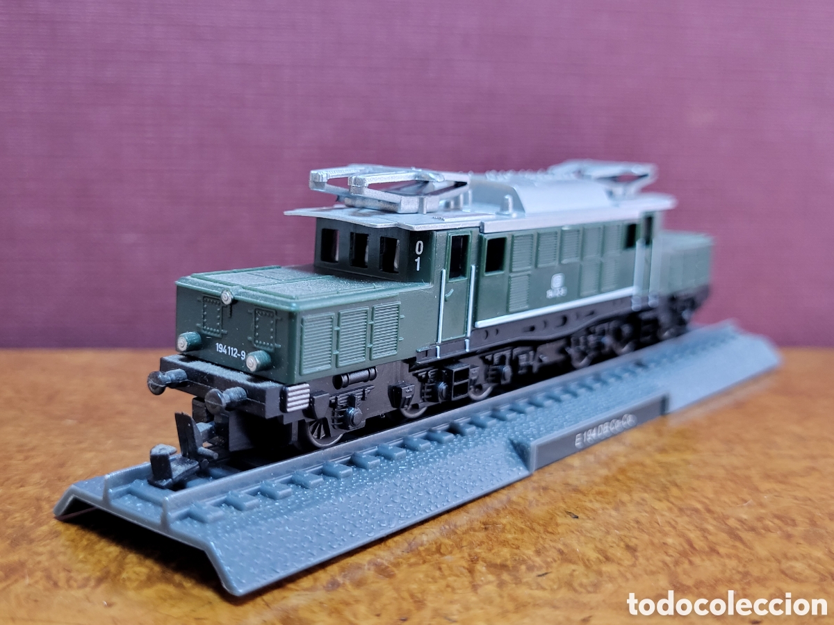 Trenes escala: LOCOMOTORA ESTATICA. ESCALA N. E 194 DB Co-Co - Foto 2