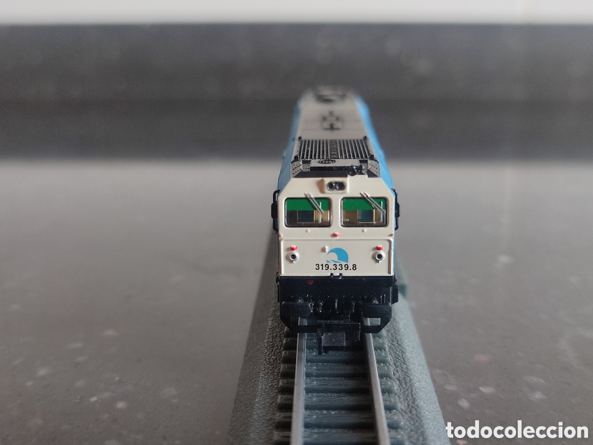 Trenes escala: 319 RENFE startrain ( N ) - Foto 2