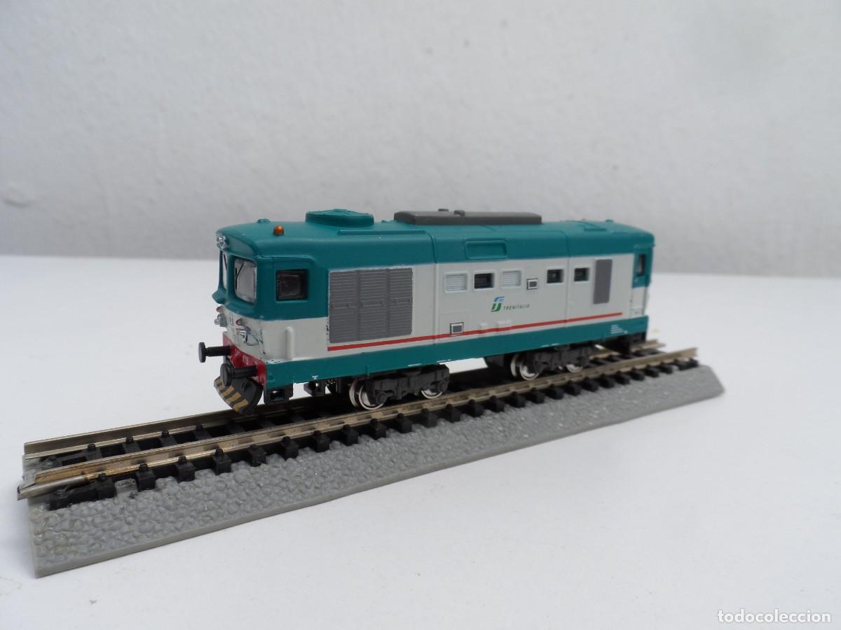 Trenes Escala: LOCOMOTORA FS D 345 MOTORIZADA CON KATO ESCALA N