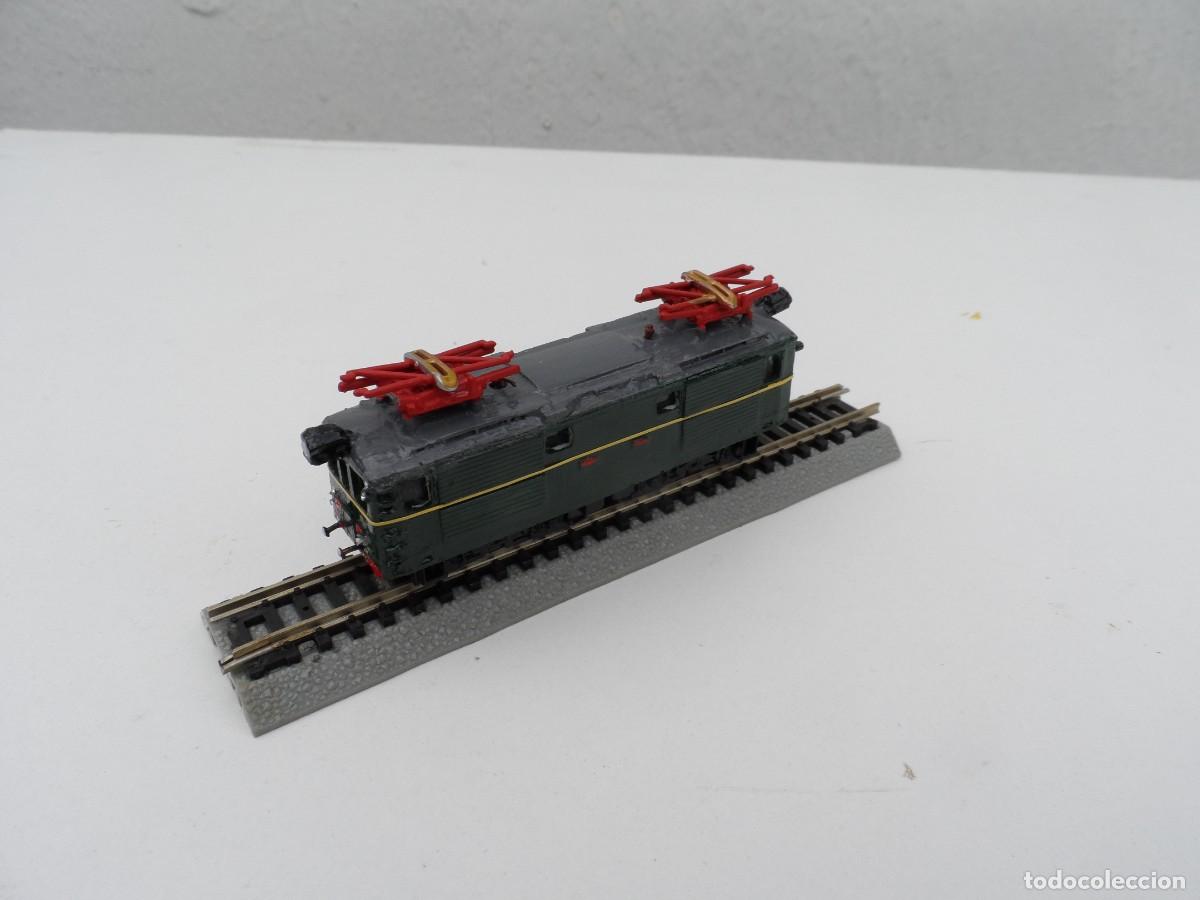 Trenes Escala: LOCOMOTORA RENFE SERIE 1000 ESCALA N