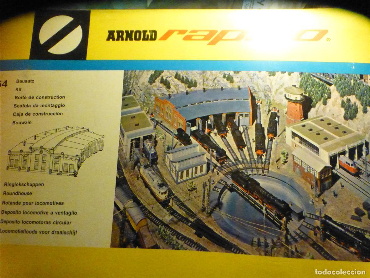 Trenes Escala: Edificio Dep&oacute;sito Locomotoras p/ Maqueta Tren El&eacute;ctrico - Arnold R&aacute;pido 0854 - Escala N -