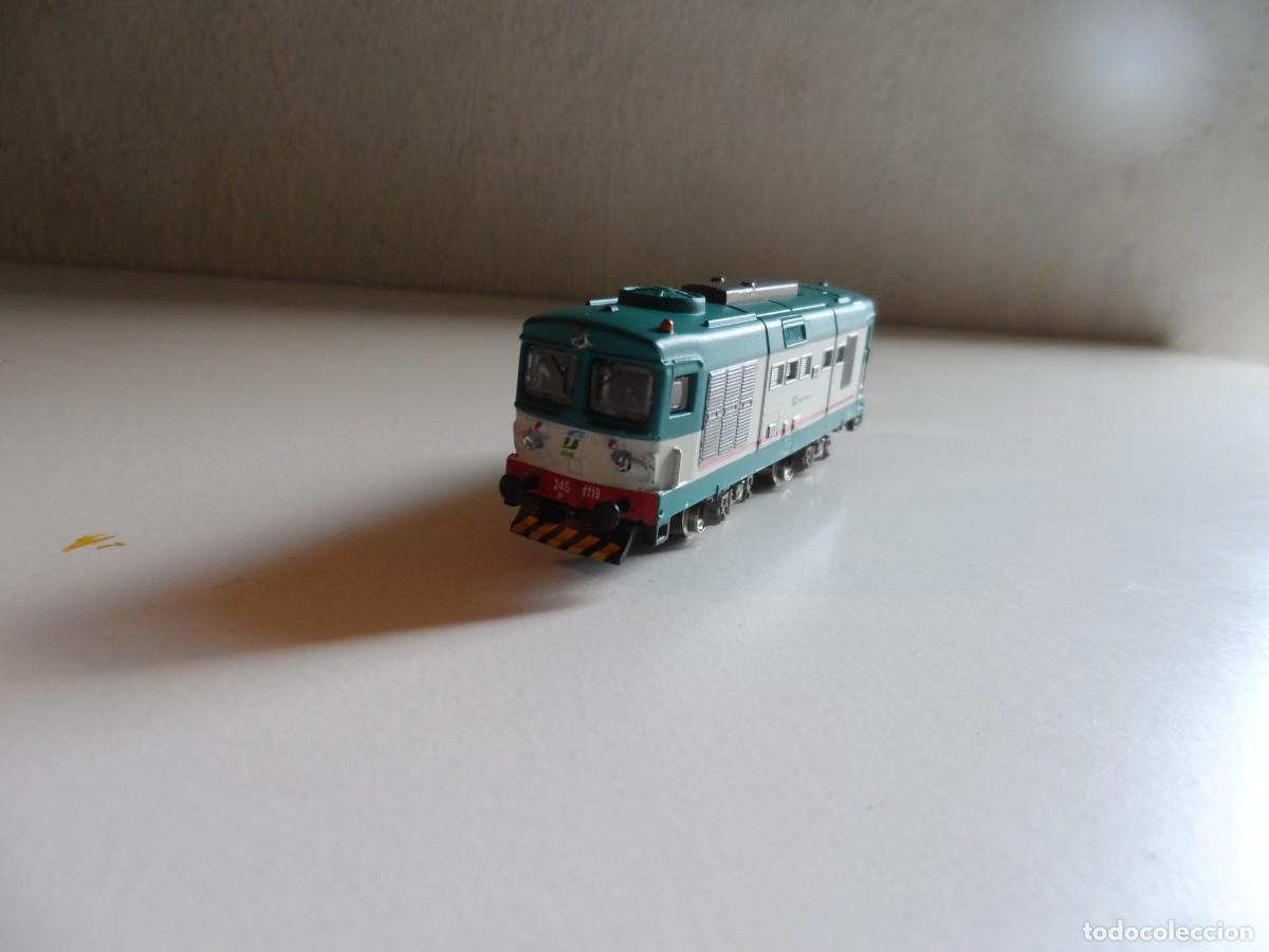 Trenes Escala: LOCOMOTORA FS D 345 MOTORIZADA CON KATO ESCALA N