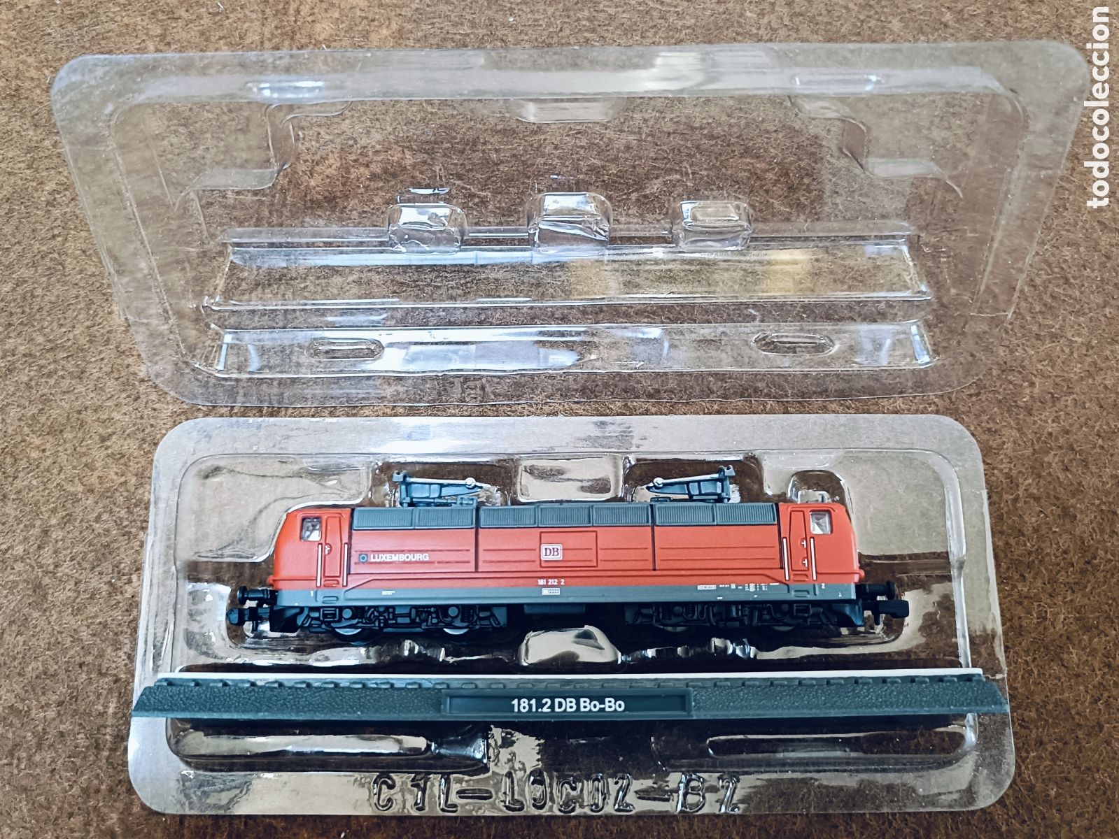 Trenes Escala: LOCOMOTORA ESTATICA. ESCALA N. 181.2 DB Bo-Bo. EN BLISTER ORIGINAL