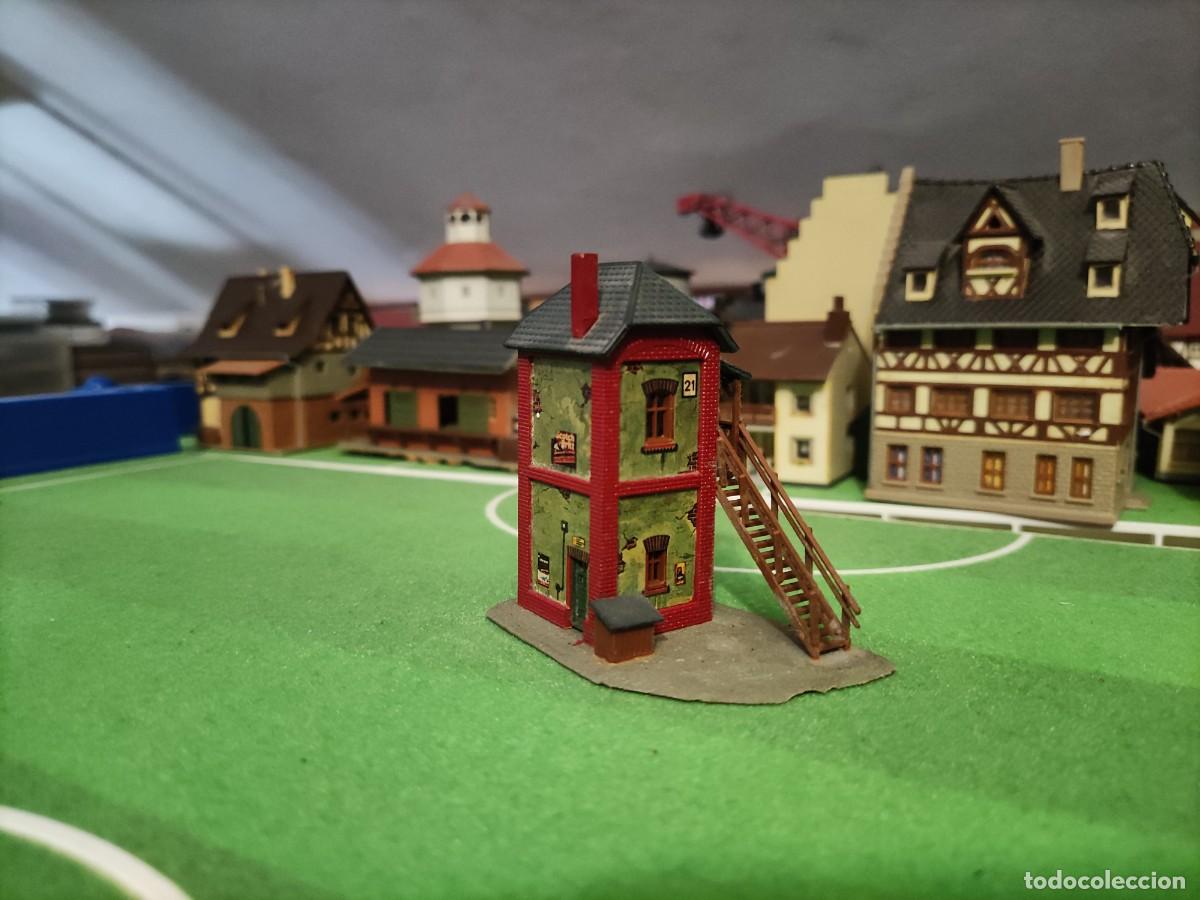 Trenes Escala: Torre de se&ntilde;ales Pola Escala N