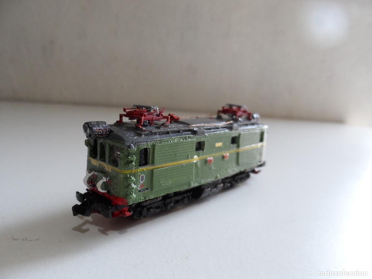 Trenes escala: LOCOMOTORA RENFE 1000 MOTORIZADA CON MINITRIX ESCALA N