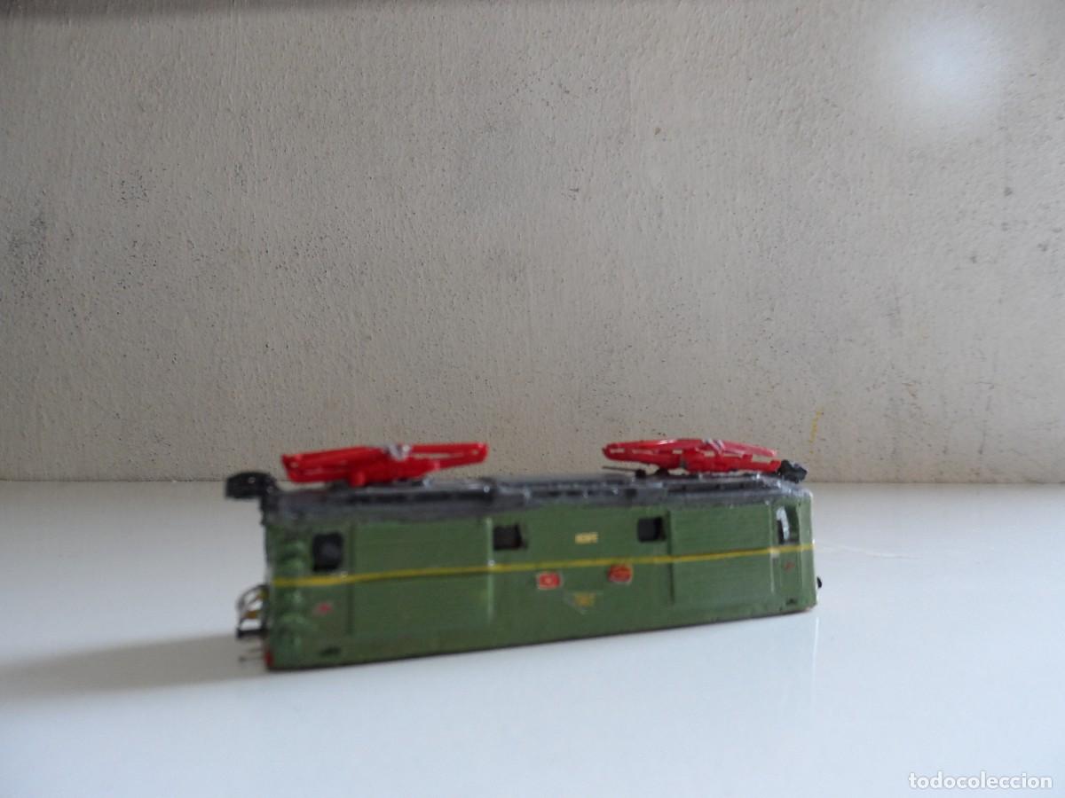 Trenes escala: CARROCERIA LOCOMOTORA 1000 RENFE ESCALA N