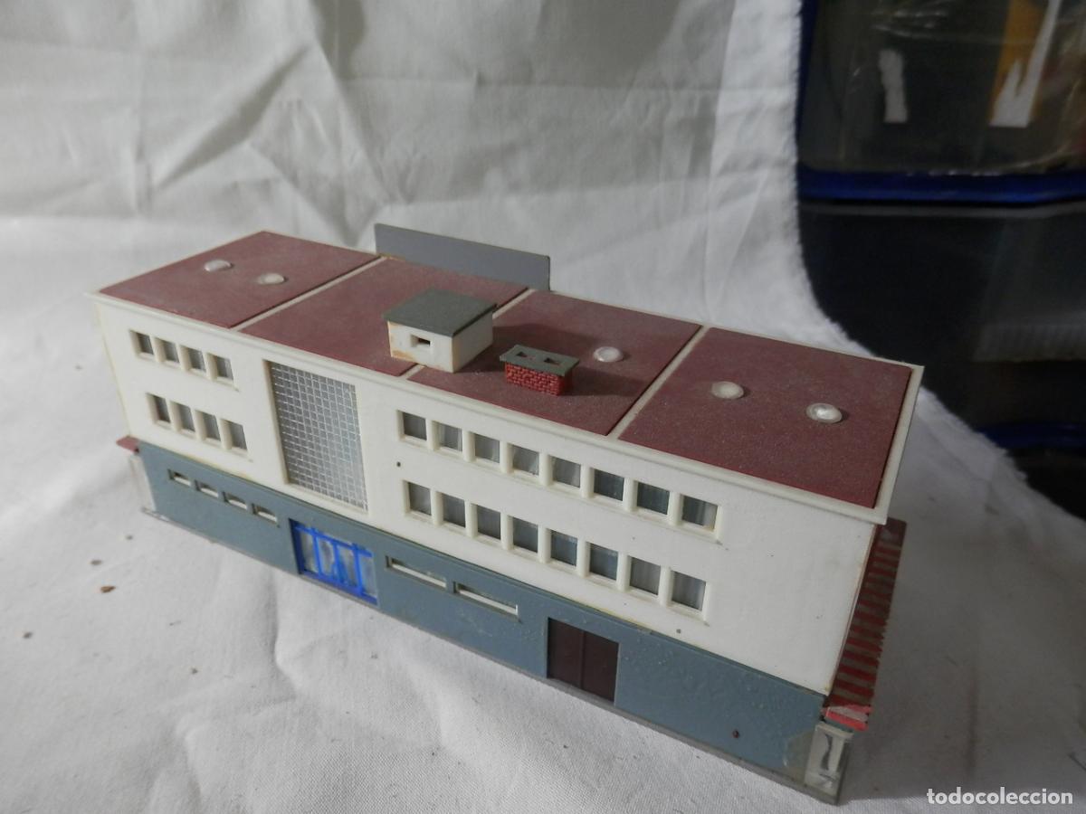 Trenes escala: EDIFICIO ESCALA N DE KIBRI