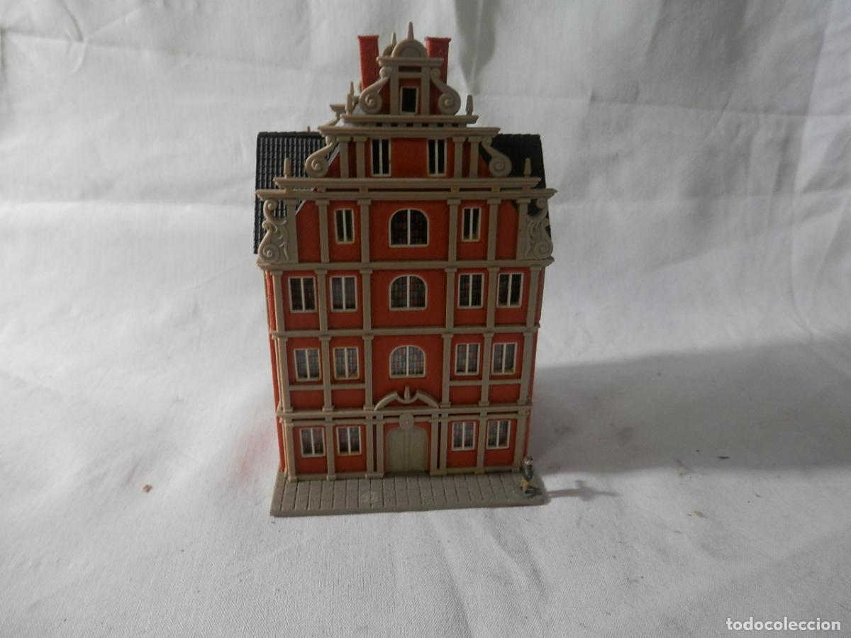 Trenes escala: EDIFICIO ESCALA N DE VOLLMER