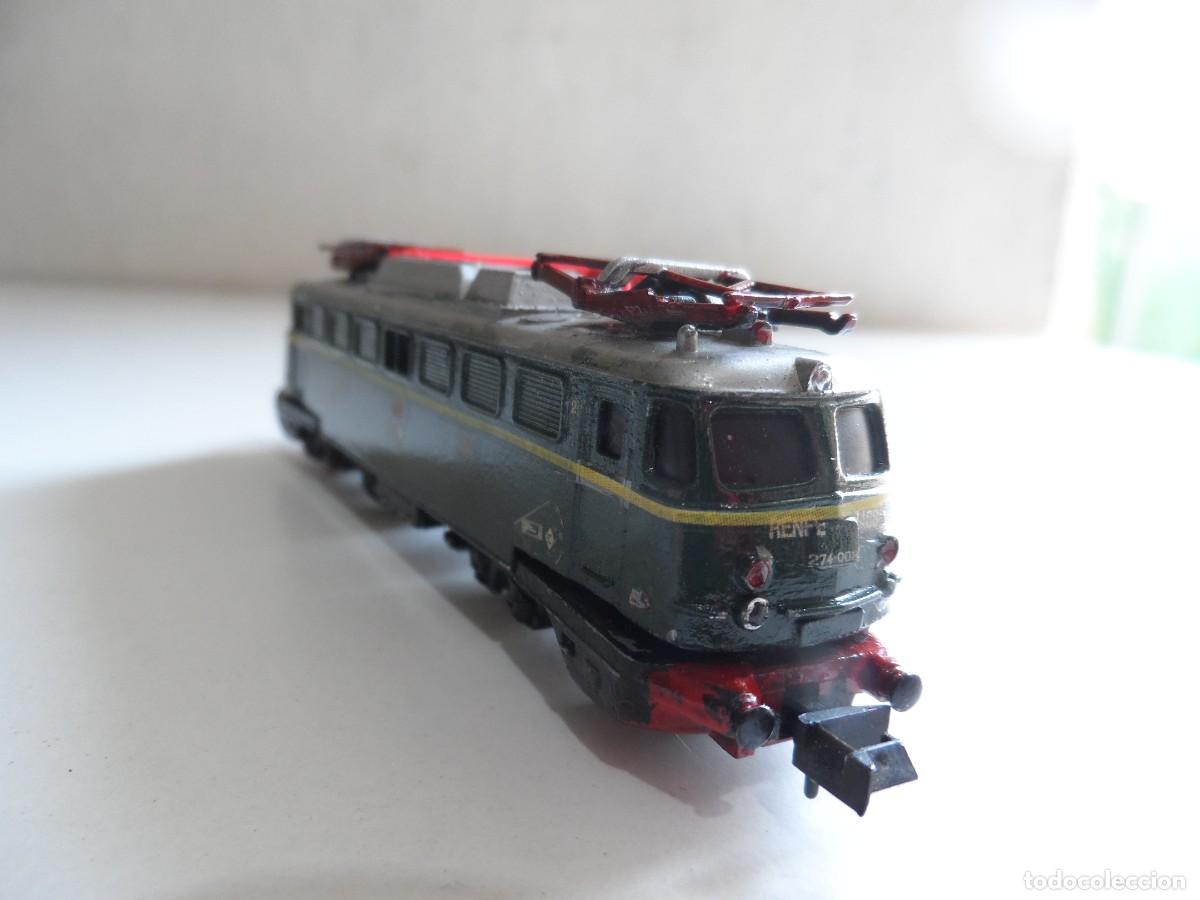 Modelleisenbahnen: LOCOMOTORA RENFE 274- 7408 BA&Ntilde;ERA MINITRIX ESCALA N
