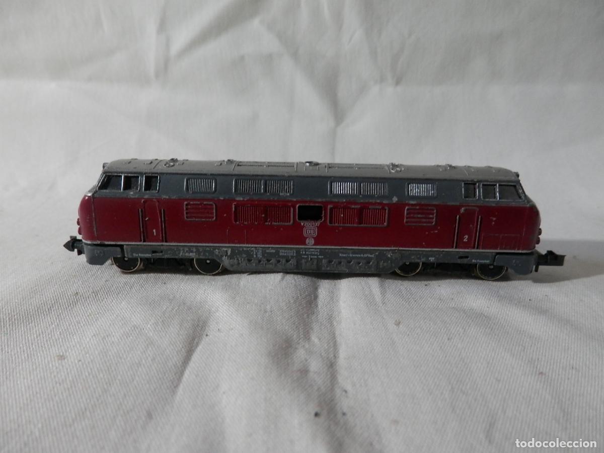 Trenes escala: LOCOMOTORA DIESEL DE LA DB ESCALA N DE MINITRIX