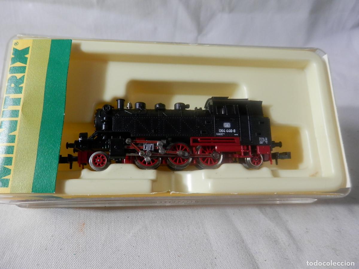 Trenes escala: LOCOMOTORA VAPOR DE LA DB ESCALA N DE MINITRIX
