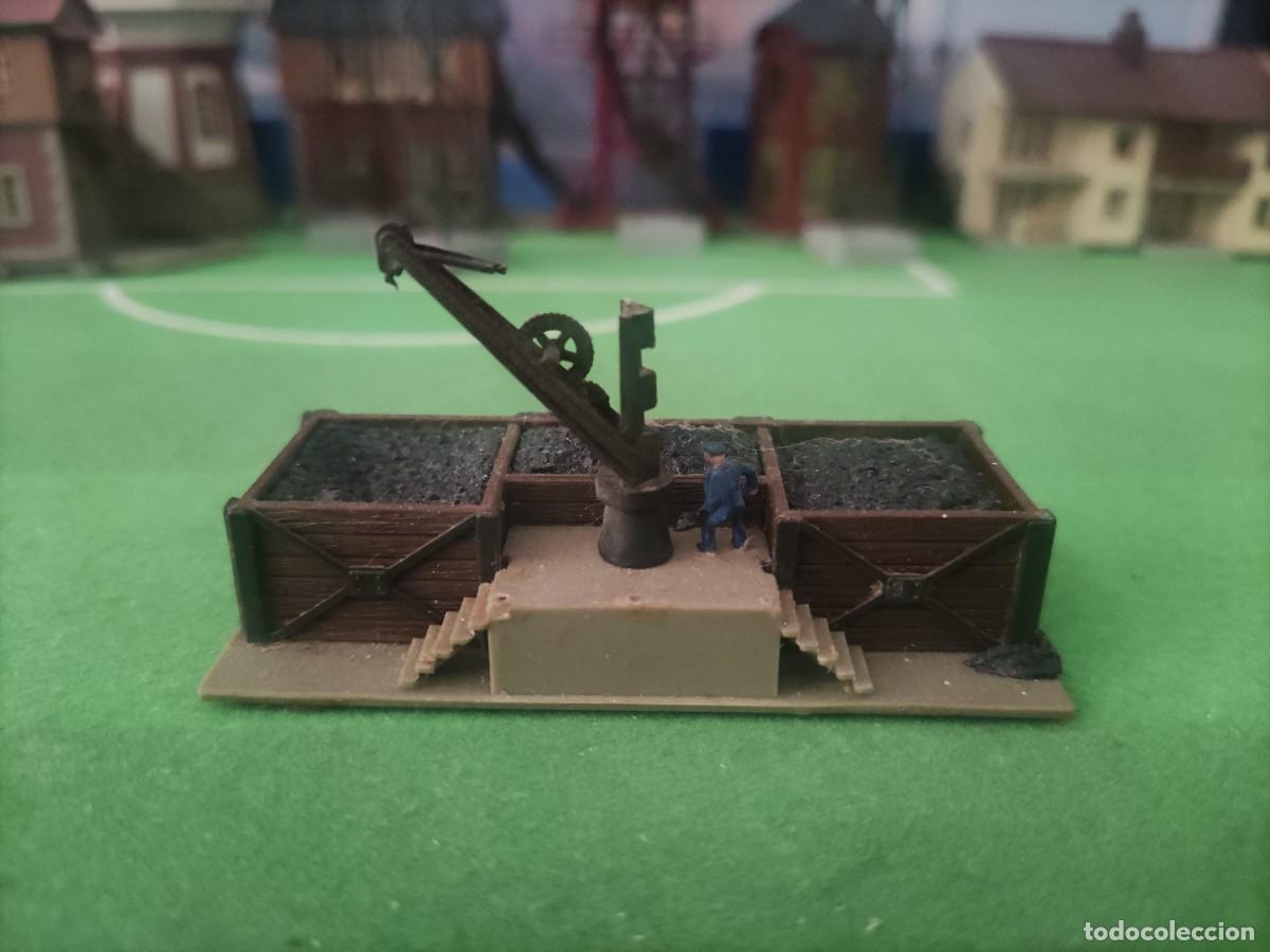 Trenes escala: Planta de carb&oacute;n con figurita Vollmer Escala N