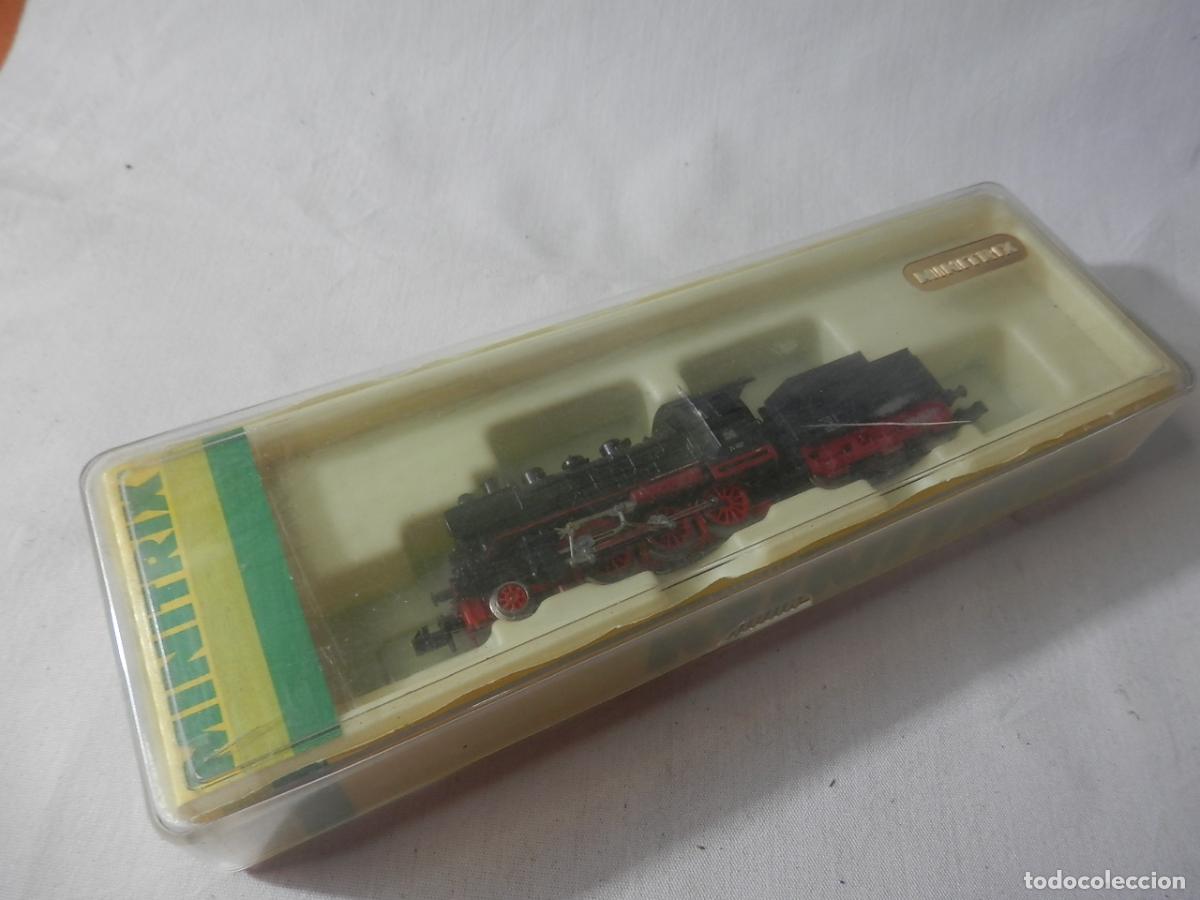 Comboios Escala: LOCOMOTORA VAPOR DE LA DB ESALA N DE MINITRIX