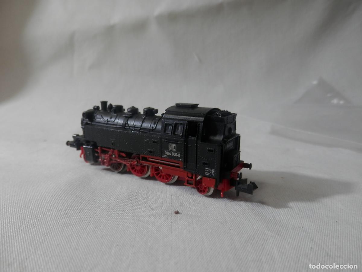 Comboios Escala: LOCOMOTORA VAPOR DE LA DB ESCALA N DE MINITRIX