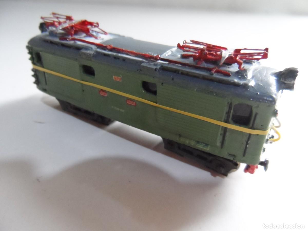 Trenes escala: LOCOMOTORA 1000 RENFE MOTORIZADA CON ATLAS ESCALA N