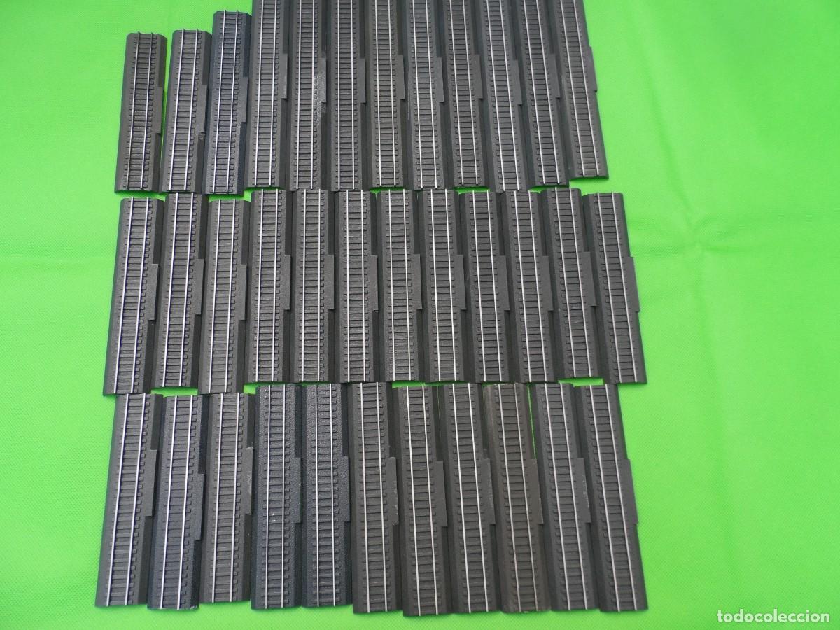 Trenes escala: 35 PEANAS VIAS PARA EXPOSITOR LOCOMOTORAS ESCALA N