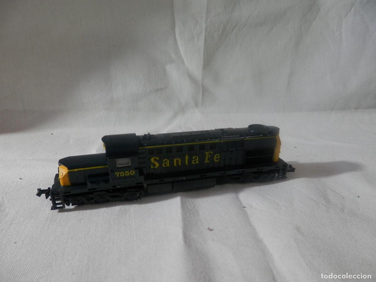 Trenes escala: LOCOMOTORA DIESEL ESCALA N DE LIFE LIKE