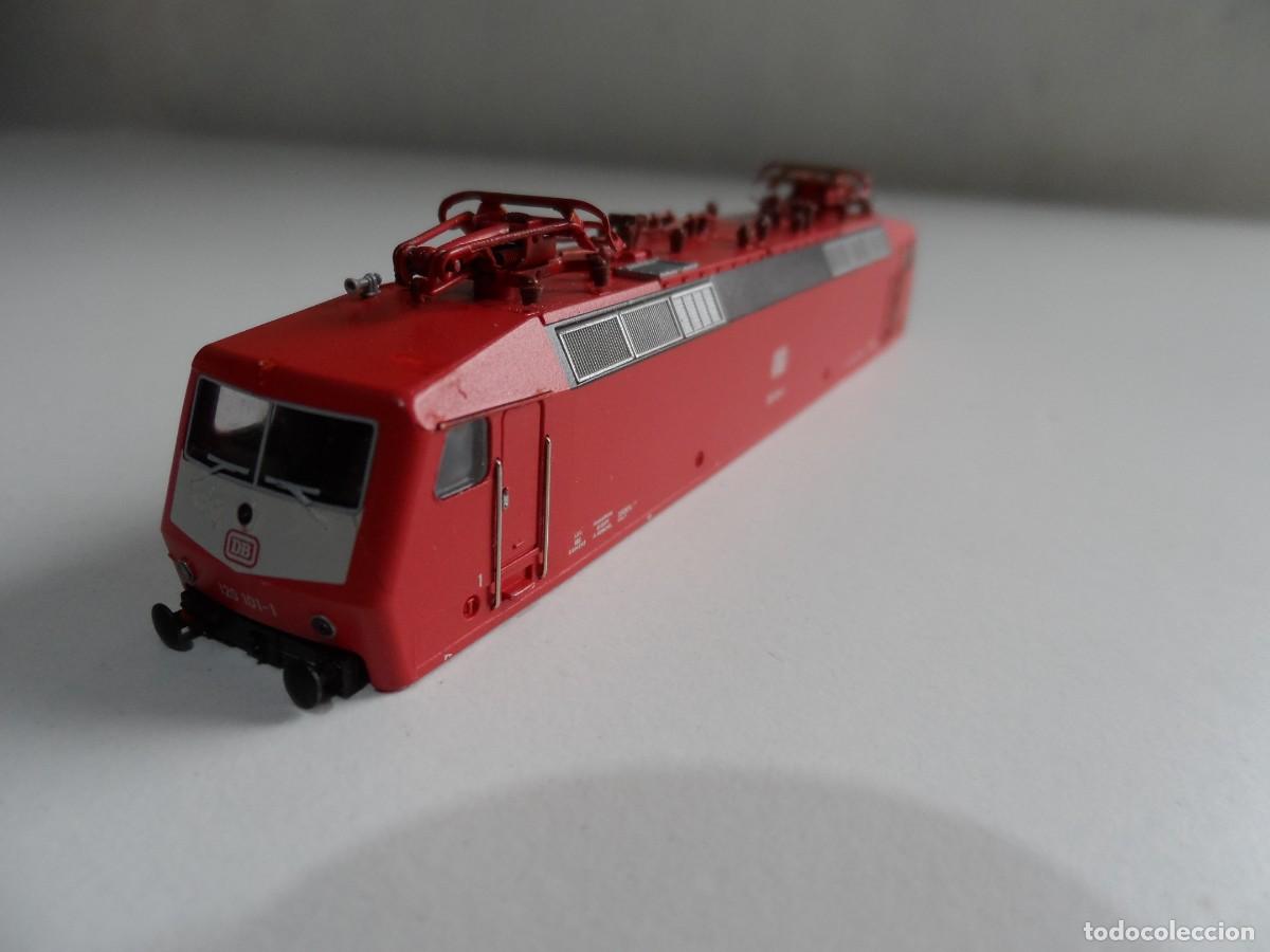 Trenes escala: CARROCERIA LOCOMOTORA MINITRIX BR 120 12133 ESCALA N