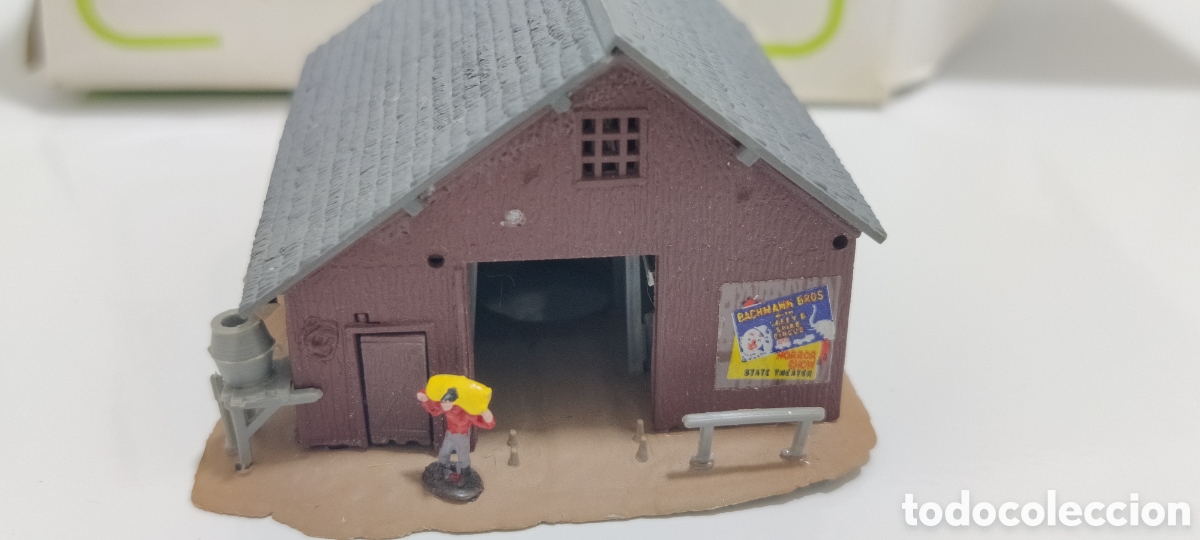Trenes escala: Bachmann Granero (Barn and animals) Ref. 7201