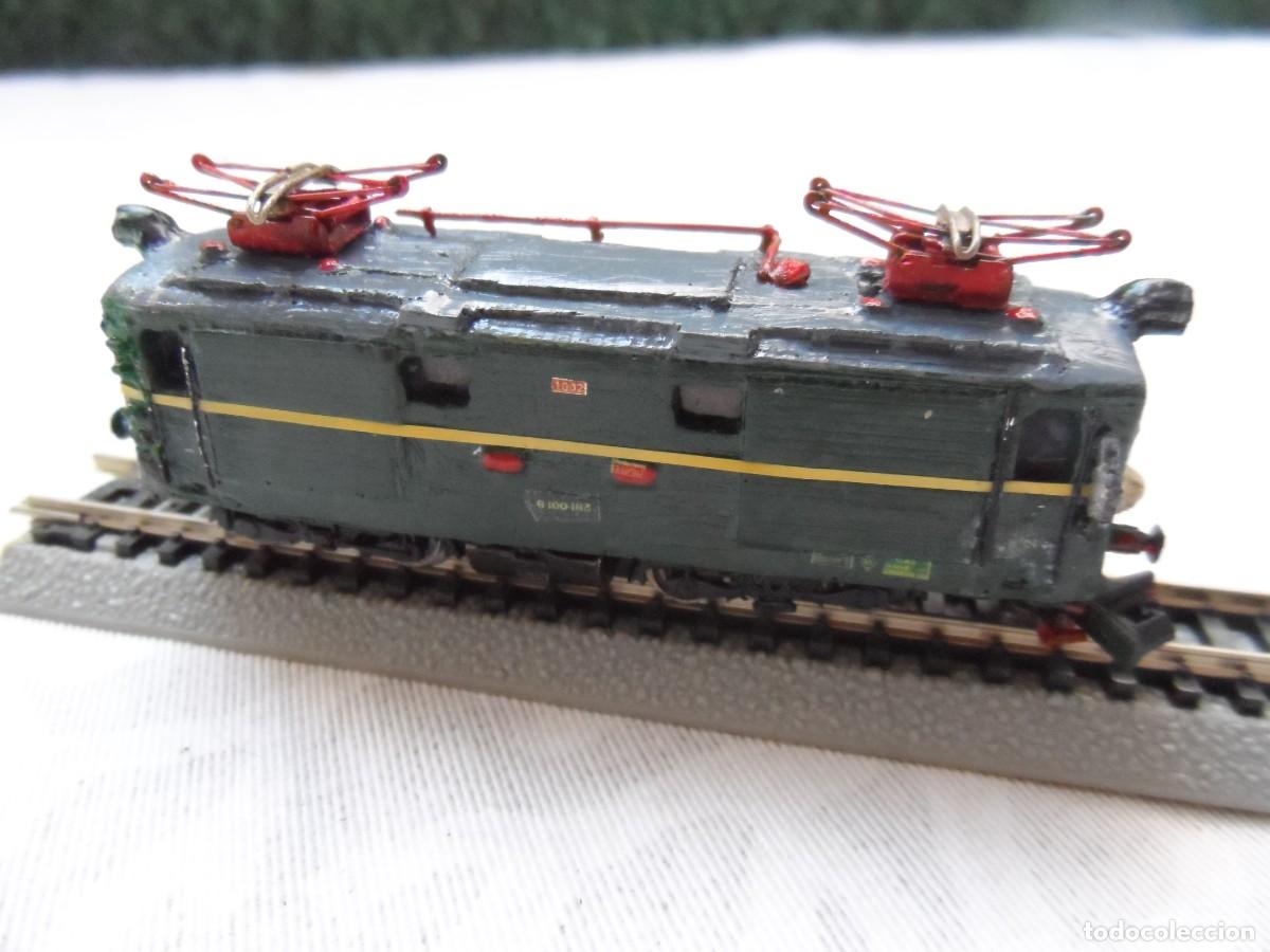 Trenes escala: LOCOMOTORA 1000 RENFE MOTORIZADA CON MINITRIX ESCALA N