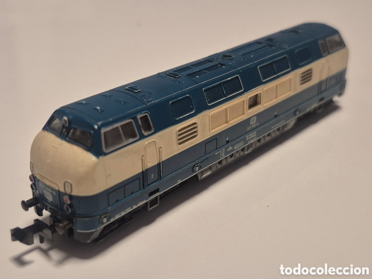 Trenes escala: TRIX N - LOCOMOTORA DIESEL DB 221 146-4