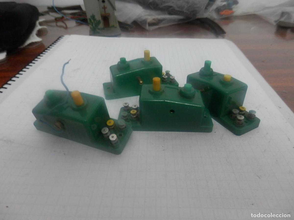 Trenes escala: LOTE PUPITRES DE MINITRIX - Foto 2
