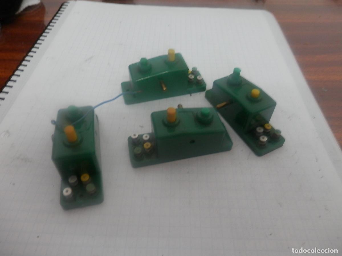 Trenes escala: LOTE PUPITRES DE MINITRIX