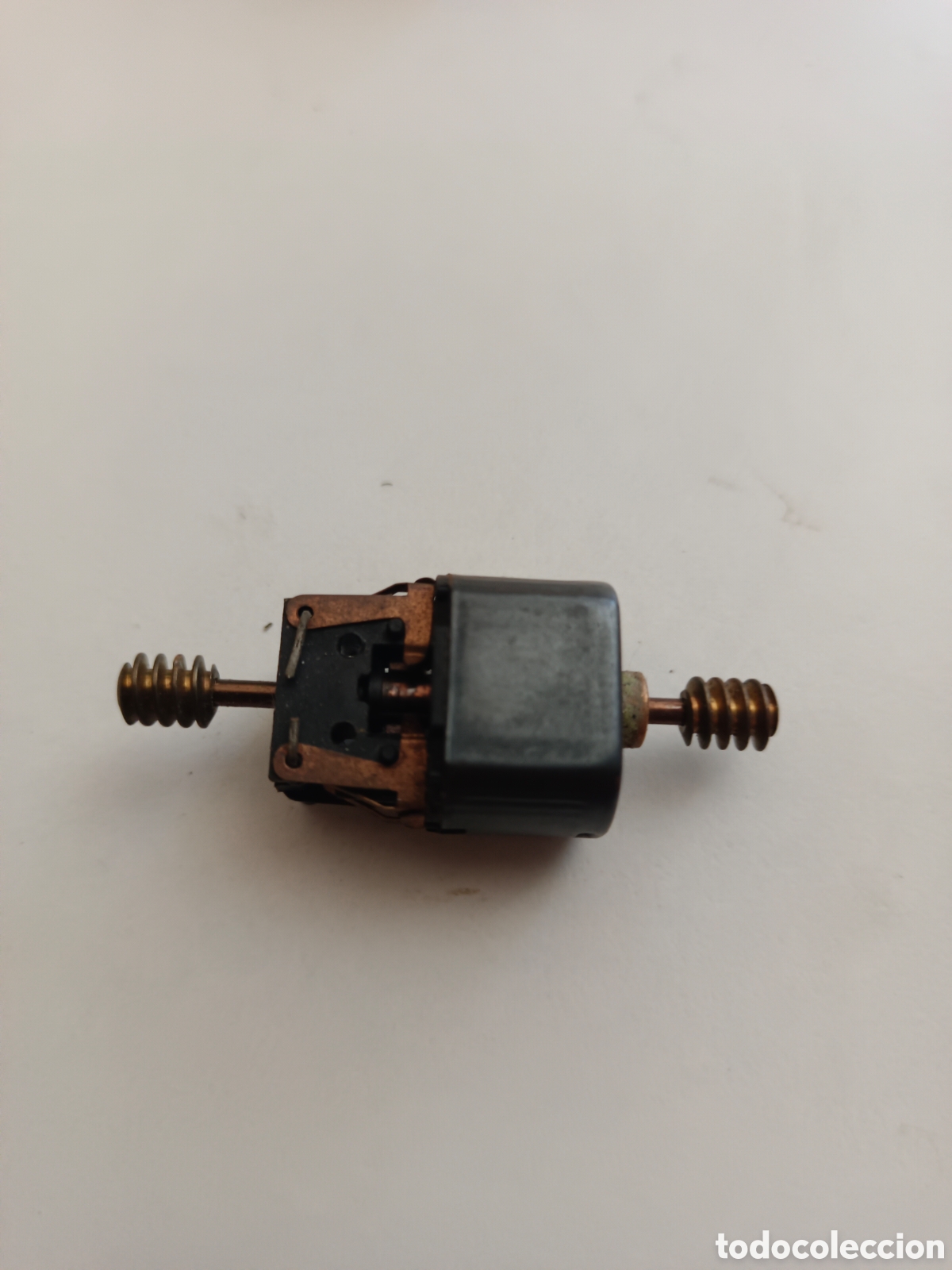 Trenes escala: Motor minitrix escala n serie 1300 , (1307 ) funcionando