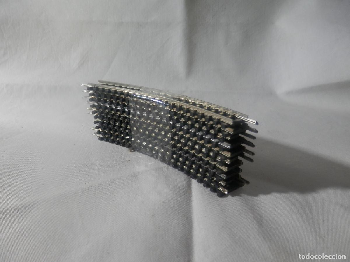 Trenes escala: LOTE 10 CURVAS REF 4912 ESCALA N DE MINITRIX