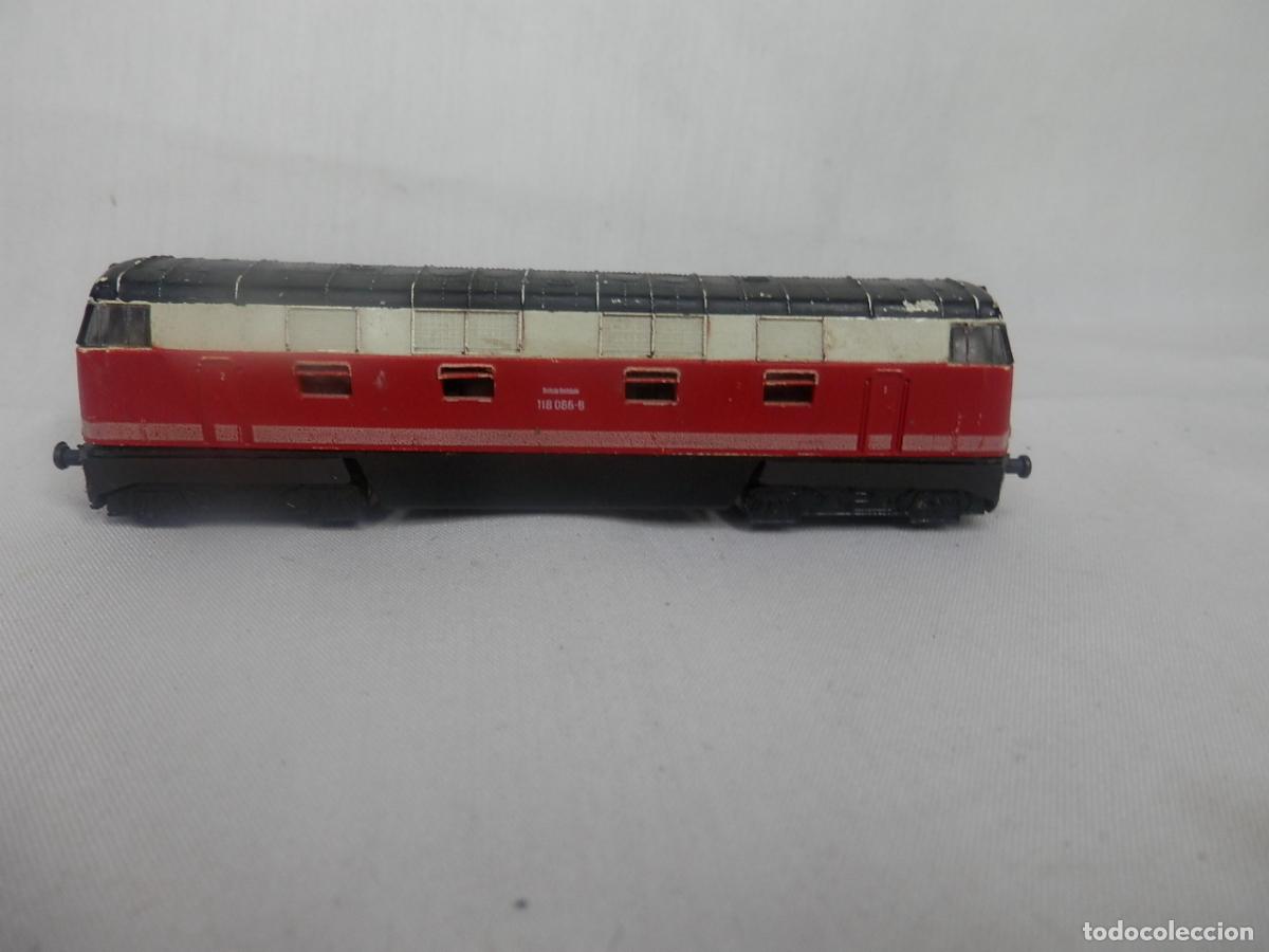 Trenes escala: LOCOMOTORA DIESEL DE LA DR ESCALA N DE PIKO