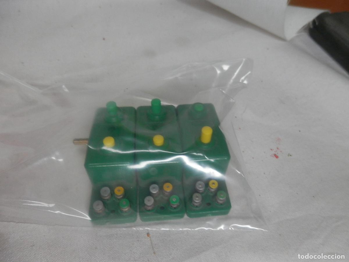 Trenes escala: LOTE PUPITRES DE MINITRIX - Foto 2