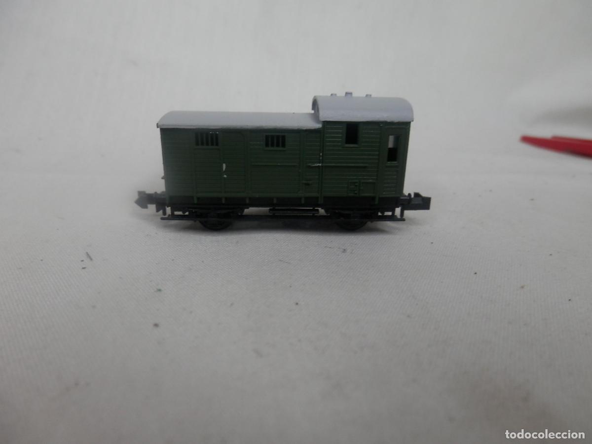 Trenes escala: VAGON FURGON ESCALA N DE MINITRIX