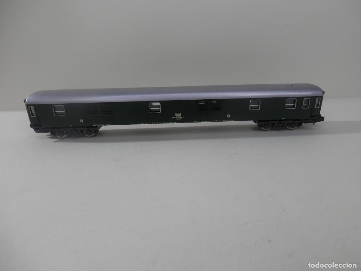 Trenes escala: VAGON PASAJEROS DE LA DB ESCALA N DE ATLAS