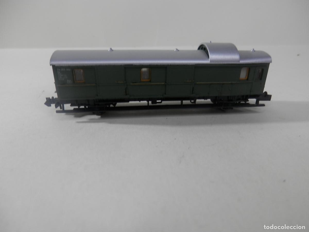 Trenes escala: VAGON FURGON ESCALA N DE MINITRIX