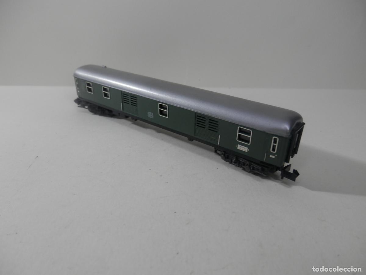 Trenes escala: VAGON FURGON DE LA DB ESCALA N DE MINITRIX