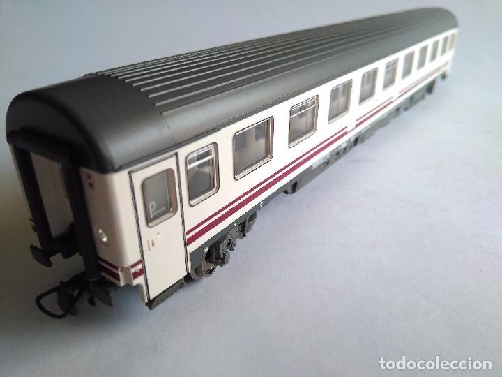 Roco H0 Vagon Coche Clase Preferente Renfe Ser Sold Through Direct Sale