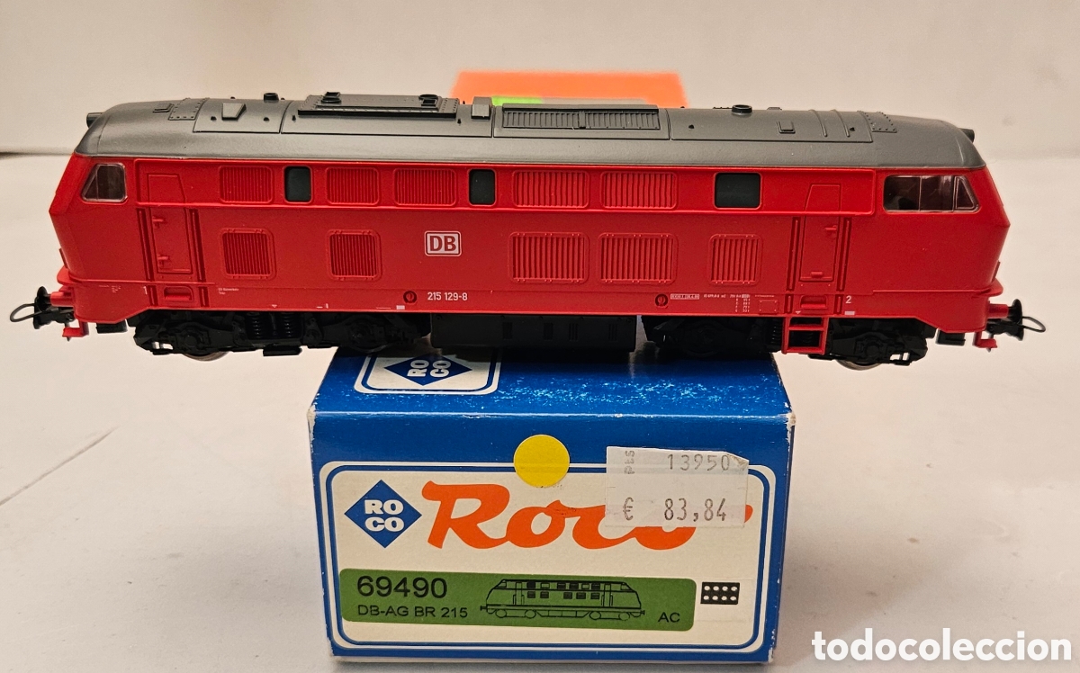 Trenes Escala: ROCO 69490 H0 - LOCOMOTORA DI&Eacute;SEL DB 215 129-8 CORRIENTE ALTERNA