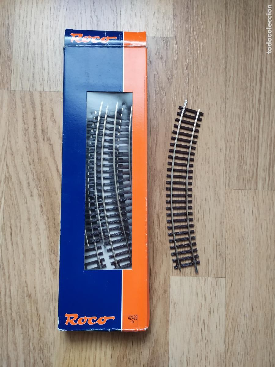 Trenes escala: ROCO H0 Caja con 12 v&iacute;as curvas R2 358 mm 30&ordm; referencia 42422 A ESTRENAR.