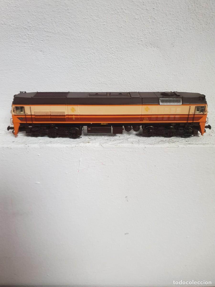 Trenes escala: Locomotora roco 62955-A escala H0 319-219 retales