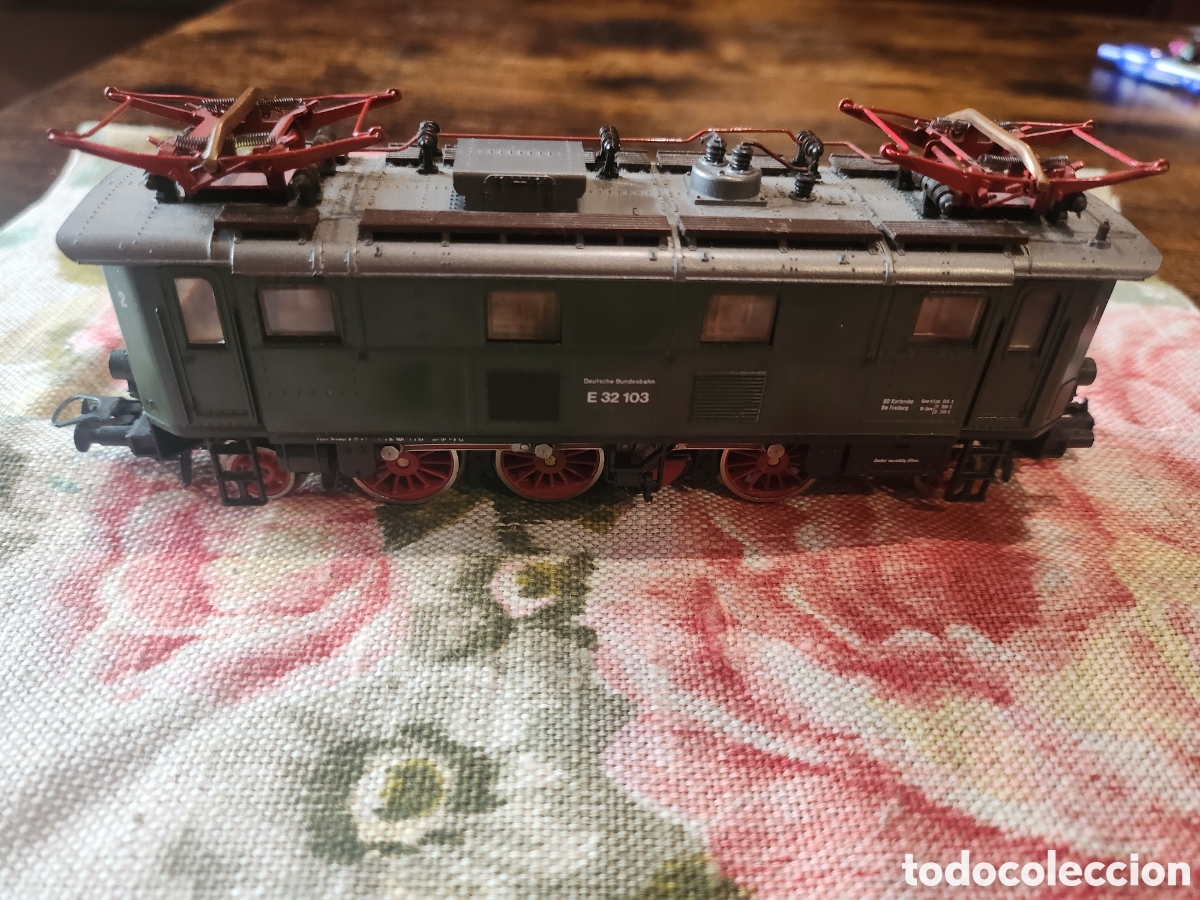 Trenes escala: Locomotora Roco E32 103